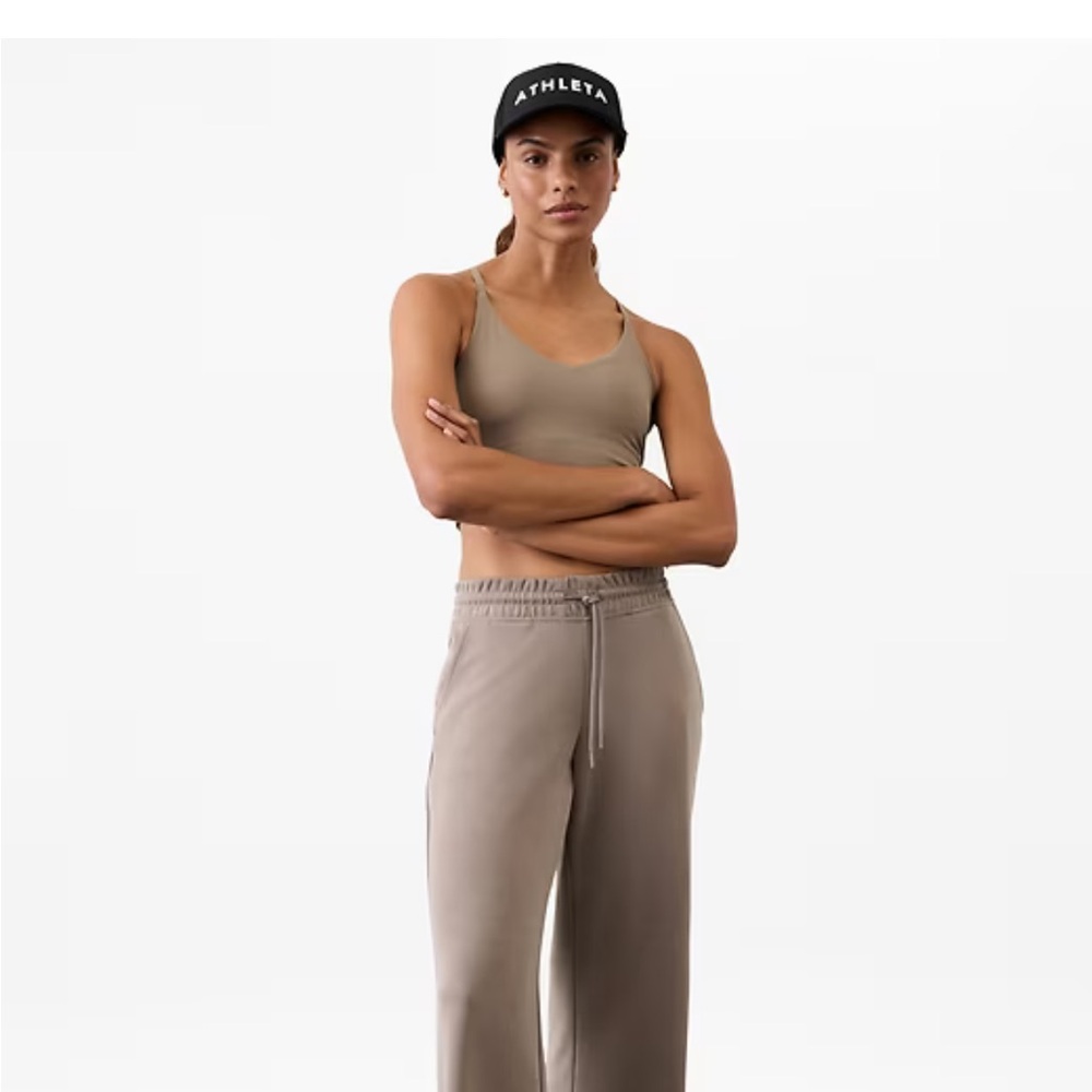 Athleta Seasoft Mid Rise Straight Crop
